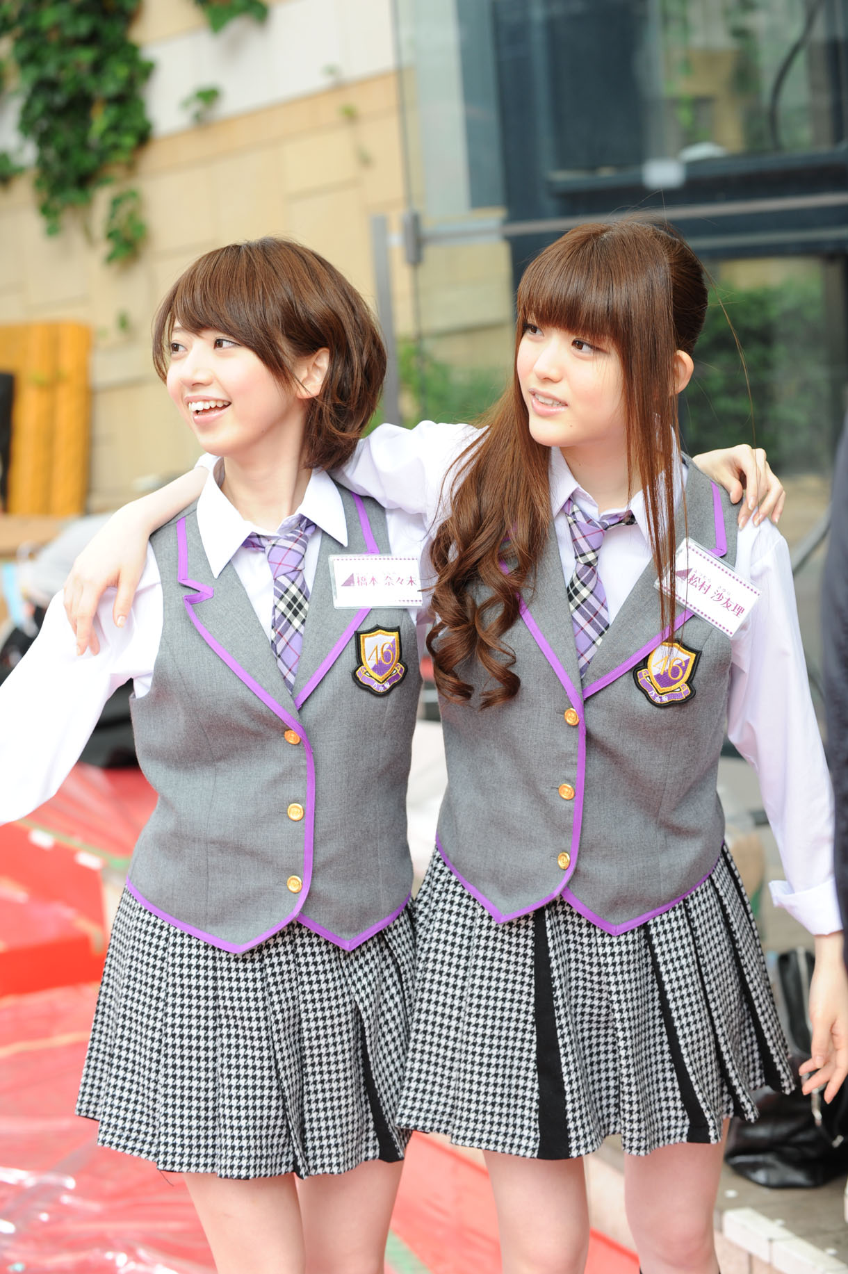 橋本奈々未、松村沙友理（写真左から）