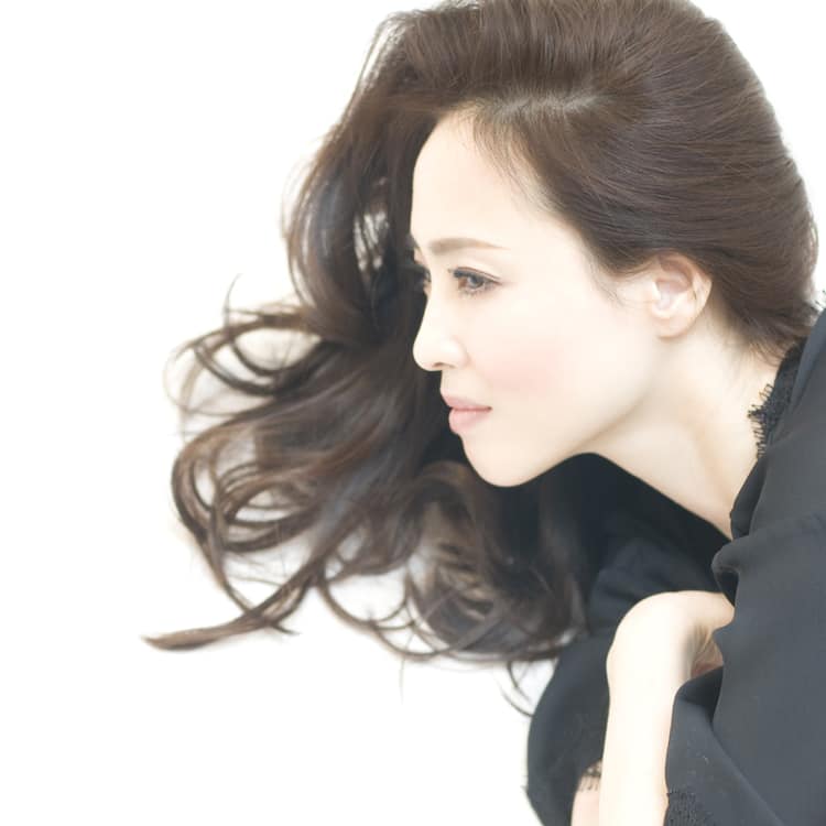 松田聖子、12カ月のイメージ曲収めたカレンダーCD発売 - 音楽ナタリー