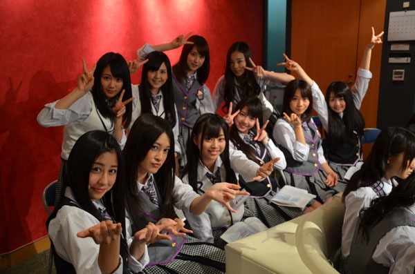 別スタジオで番組企画を決定した乃木坂46のメンバー。