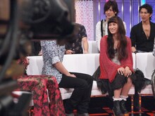 柴咲コウのトーク収録風景。