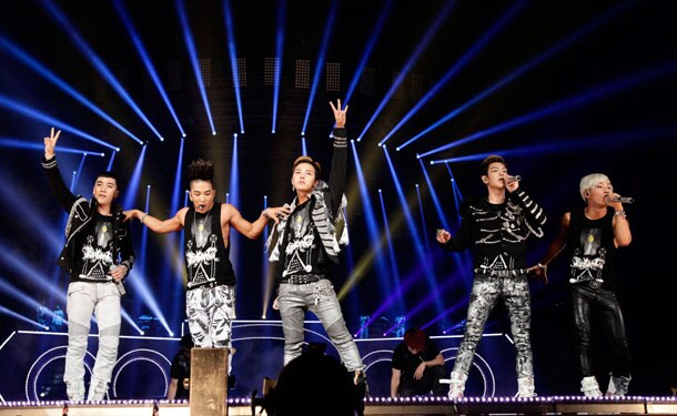 写真は6月17日公演の模様。