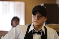 市原隼人演じるアキト。（C）2012真鍋昌平・小学館 / 映画「闇金ウシジマくん」製作委員会