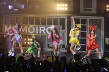 ももいろクローバーZ、Zepp Sendai公演の模様。