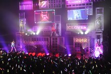 ももいろクローバーZ