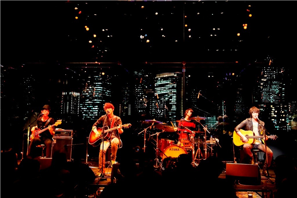 CNBLUE
