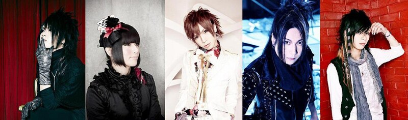 CRASH 49＜Vo：みつ（ν［NEU］）、G：YOSHIHIRO（ギルド）、G：Aki（OZ）、B：華凛（NoGoD）、Dr：HIROKI（D）＞