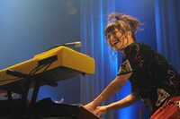 ユコ・カティ（Key, Vo）（撮影：MASANORI NARUSE）