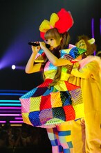 きゃりーぱみゅぱみゅのライブの様子。（写真提供：MTV Networks Japan）