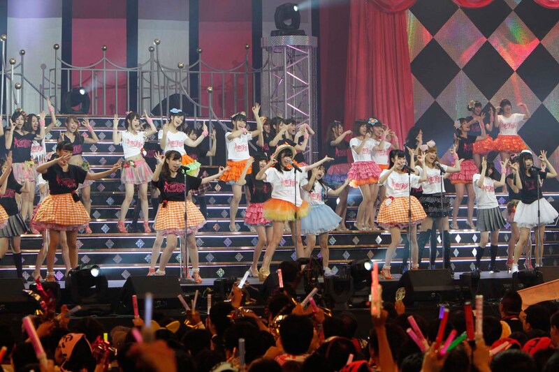 「第一回ゆび祭り~アイドル臨時総会~」の模様。