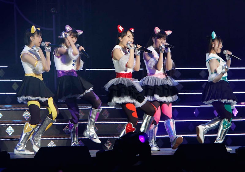 ももいろクローバーZ