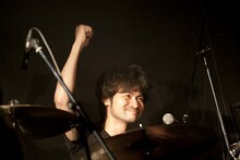 森田ケーサク（Dr）(c) shimbo yuki