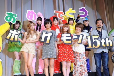 完成披露舞台挨拶の模様。