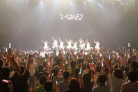 「じゃあ・ベストテン」ステージの様子。