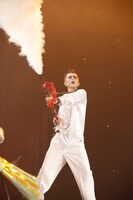 今週の人気の画像1位は「新曲ユニットなんでもあり！エビ中、初めてのホール学芸会」より、前山田健一。