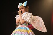 「ぱみゅぱみゅレボリューションツアー」最終公演の様子。（photo by hajime kamiiisaka）