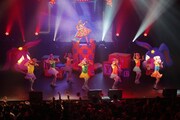 「ぱみゅぱみゅレボリューションツアー」最終公演の様子。（photo by hajime kamiiisaka）