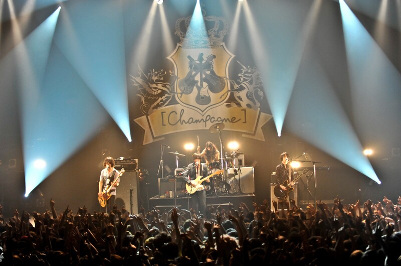 写真は6月30日に行われた[Champagne]のSHIBUYA-AX公演の様子。