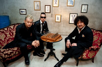 写真左からHAYATO、HIRO、葉加瀬太郎。