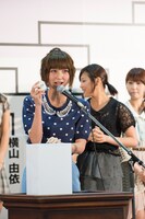 じゃんけん大会2連覇への意欲を燃やす篠田麻里子（チームA）。 (C)AKS