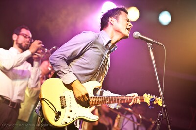 写真は7月8日のライブの模様。