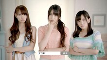 写真は「HP Ultrabook Campaign feat. AKB48」のCM「HP デカ薄ウルトラ編」のワンシーン。