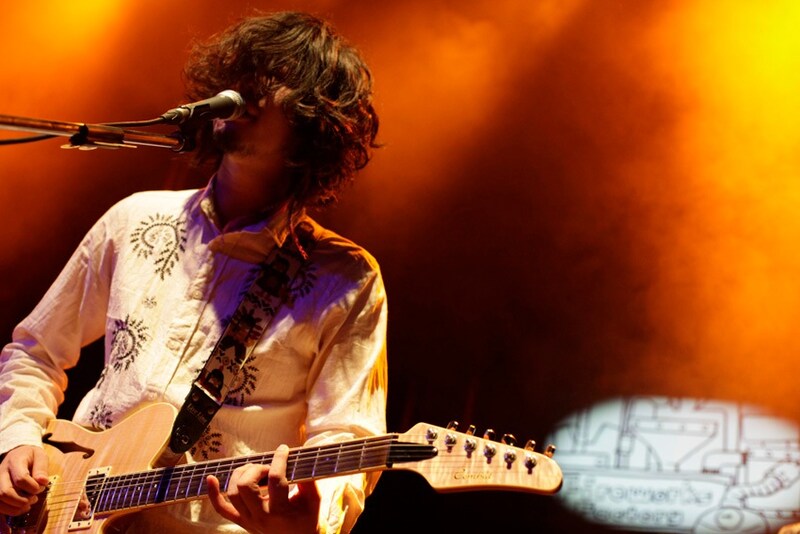 the telephonesとはひと味違う音楽性で観客を惹き付けた石毛輝。（撮影：河本悠貴）