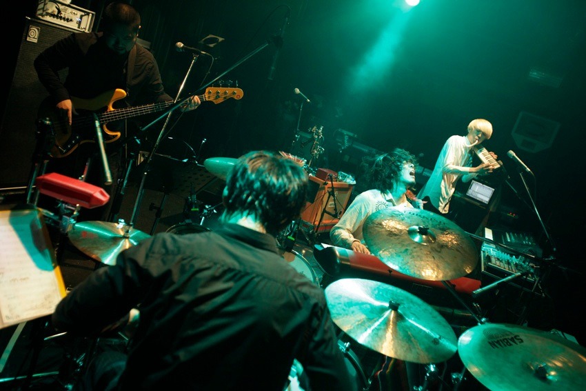 石毛輝ライブツアー「Diary Of Live」WWW公演の様子。（撮影：河本悠貴）