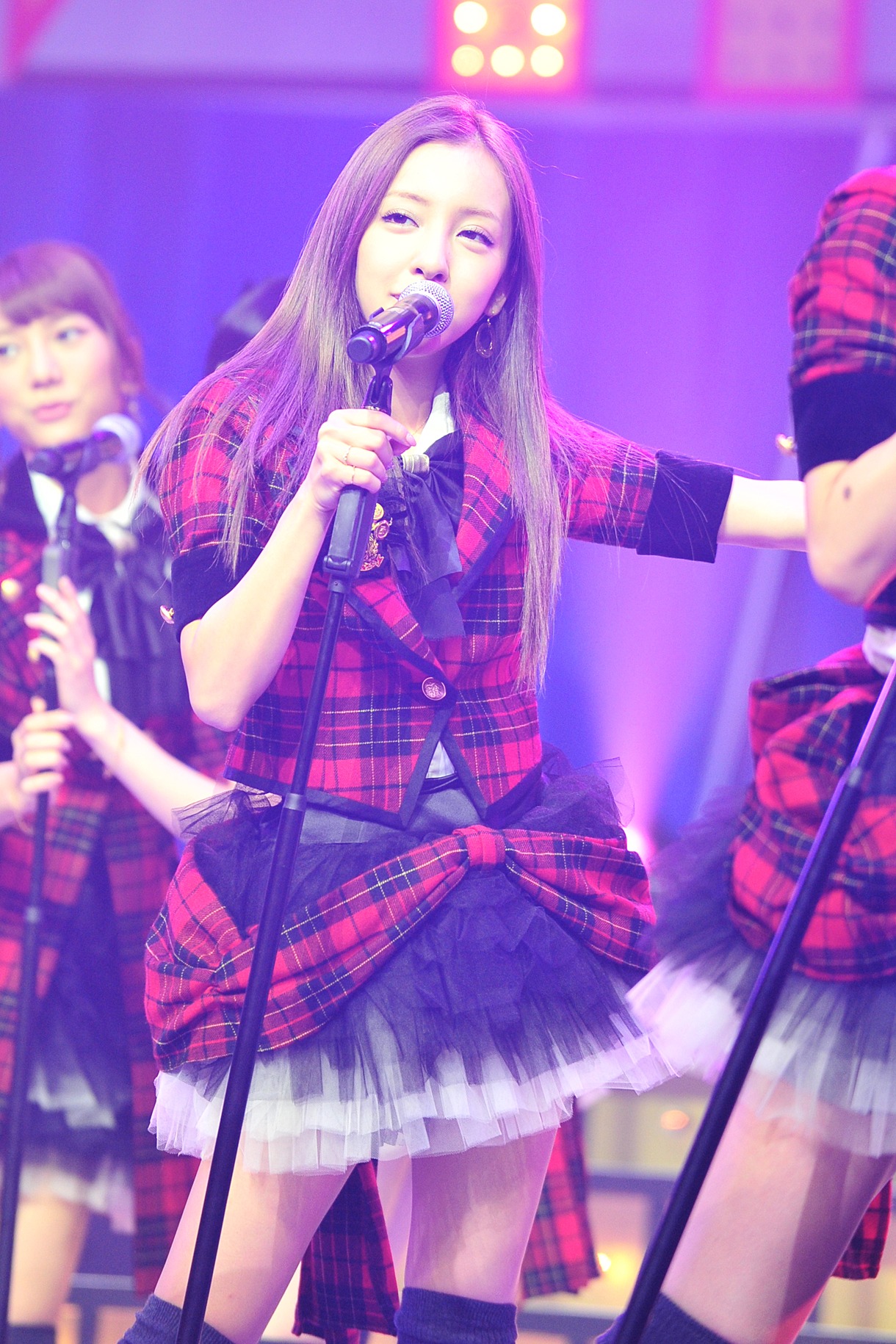 板野友美