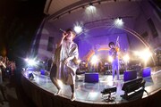 7月15日に開催されたEGO-WRAPPIN'日比谷野外大音楽堂ワンマンライブの様子。（Photo by 仁礼博）