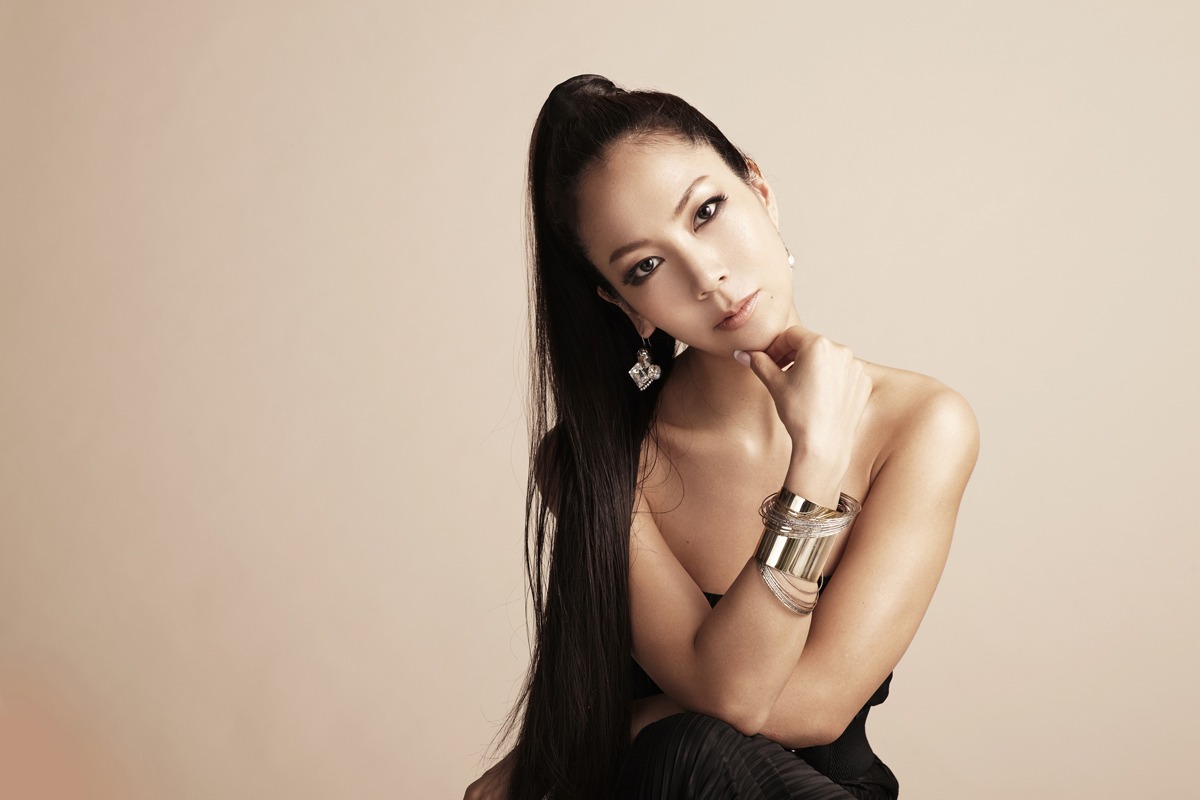 露崎春女