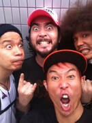 難波章浩、NY録音のパンクアルバム「WAKE UP!!!」発売