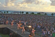 「AKB48全国ツアー2012『野中美郷、動く。～47都道府県で会いましょう～』」沖縄公演の様子。 (C)AKS