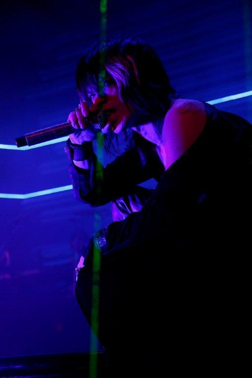 HYDE（Vo, G）撮影：田中和子