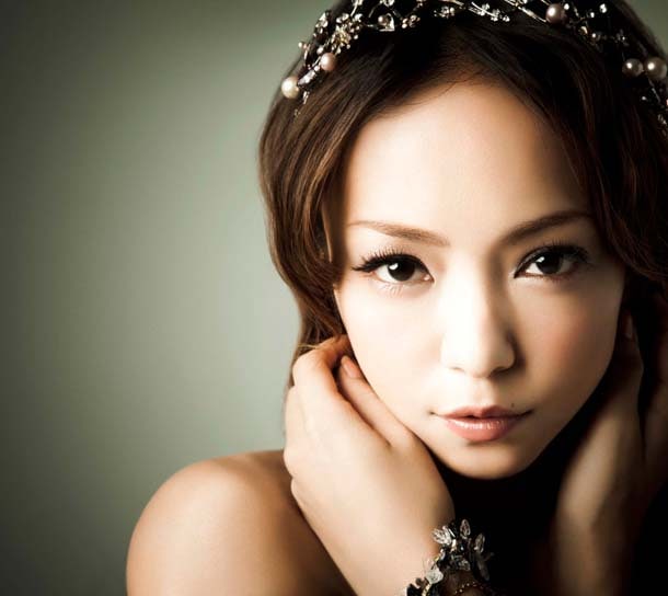 「安室奈美恵 5大ドーム TOUR 2012 ～20th Anniversary Best～」のキーカット。