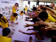 インストアイベント「愛DOLはみんなを疲弊させる!?」の様子。
