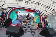 「お台場合衆国めざましライブ」でライブを行ったNICO Touches the Walls。（PHOTO BY Kamiiisaka Hajime）