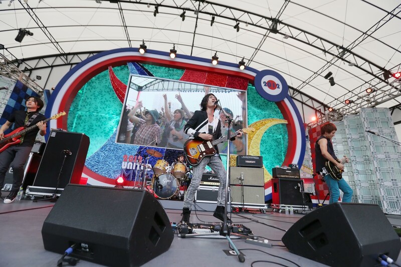 「お台場合衆国めざましライブ」でライブを行ったNICO Touches the Walls。（PHOTO BY Kamiiisaka Hajime）