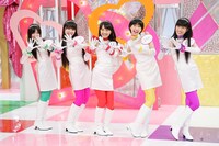 今週の人気の画像6位は「未確認少女隊UFI、初の冠番組『UFIの未完成TV』本当にOA」より、未確認少女隊UFI（写真左からキャサリン、さーや、ももりん、たまちゃん、ゴリナ）。/ (c)テレビ東京