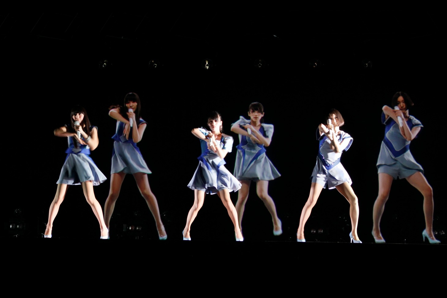 Perfumeが出演した「氷結 SUMMER NIGHT」の模様。