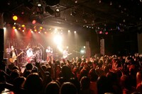 COPY LOVINSON（撮影：西槙太一）