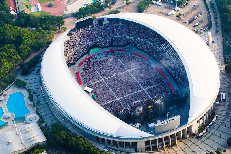 5万人が埋め尽くした長居スタジアム。