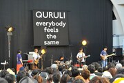 「QURULI FREE LIVE at YOYOGI 2012~everybody feels the same~」の模様。