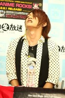 「創聖のアクエリオン 合体セリフコンテスト」でのSadie・美月。