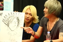 鋲の絵を見て「いつもよりすごく上手く描けてる」と説明するルイ。