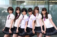 イベント後に行われた囲み取材より。写真左から橋本奈々未、白石麻衣、生駒里奈、桜井玲香、松村沙友理、西野七瀬。