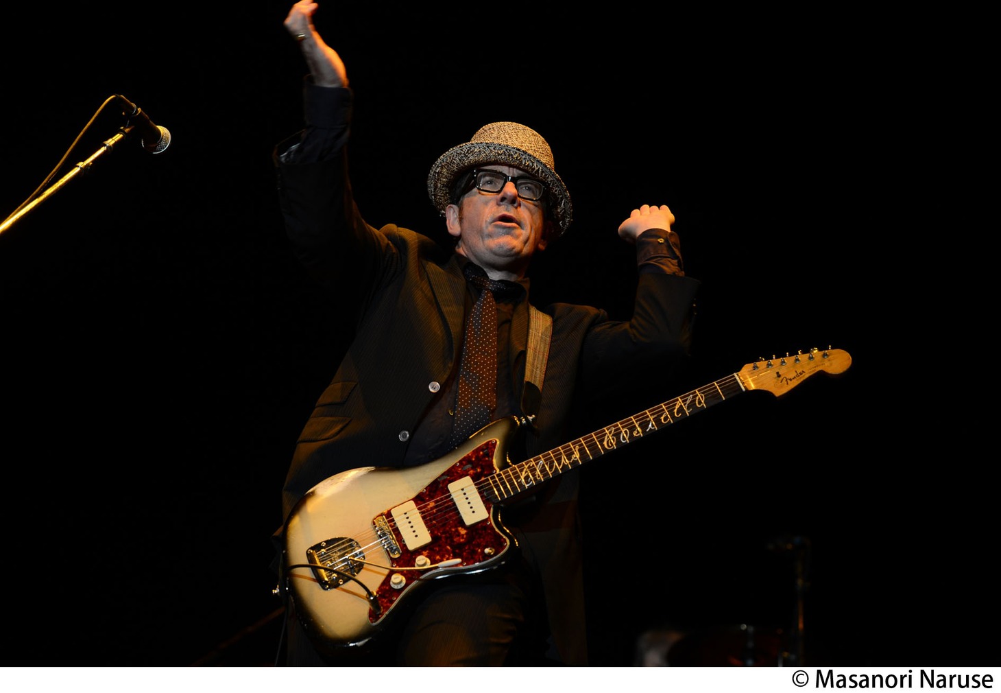 ELVIS COSTELLO AND THE IMPOSTERS