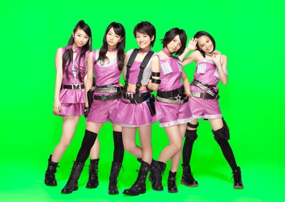 ベイビーレイズ。写真左から大矢梨華子、傳谷英里香、林愛夏、高見奈央、渡邊璃生。