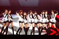 少女時代（写真左からヒョヨン、スヨン、ティファニー、ジェシカ、サニー、ユリ、テヨン、ユナ、ソヒョン）