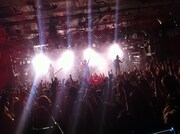 ギルガメッシュ全国ツアー「サディスティックイヤー2012」大阪公演の様子。