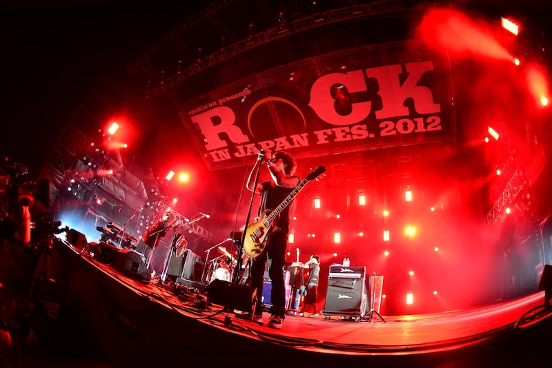 2日目のGRASS STAGEのトリを務めたthe HIATUS。